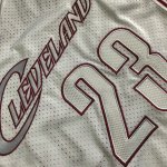 Maillot de Basket #23 James Cleveland Cavaliers authentique Vintage Blanc